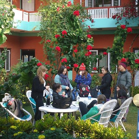 New Pokhara Lodge - Pokhara Lakeside Экстерьер фото