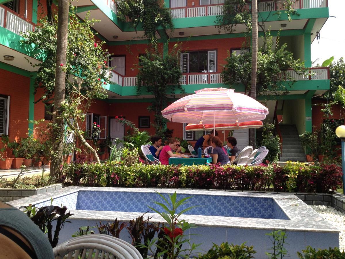 New Pokhara Lodge - Pokhara Lakeside Экстерьер фото