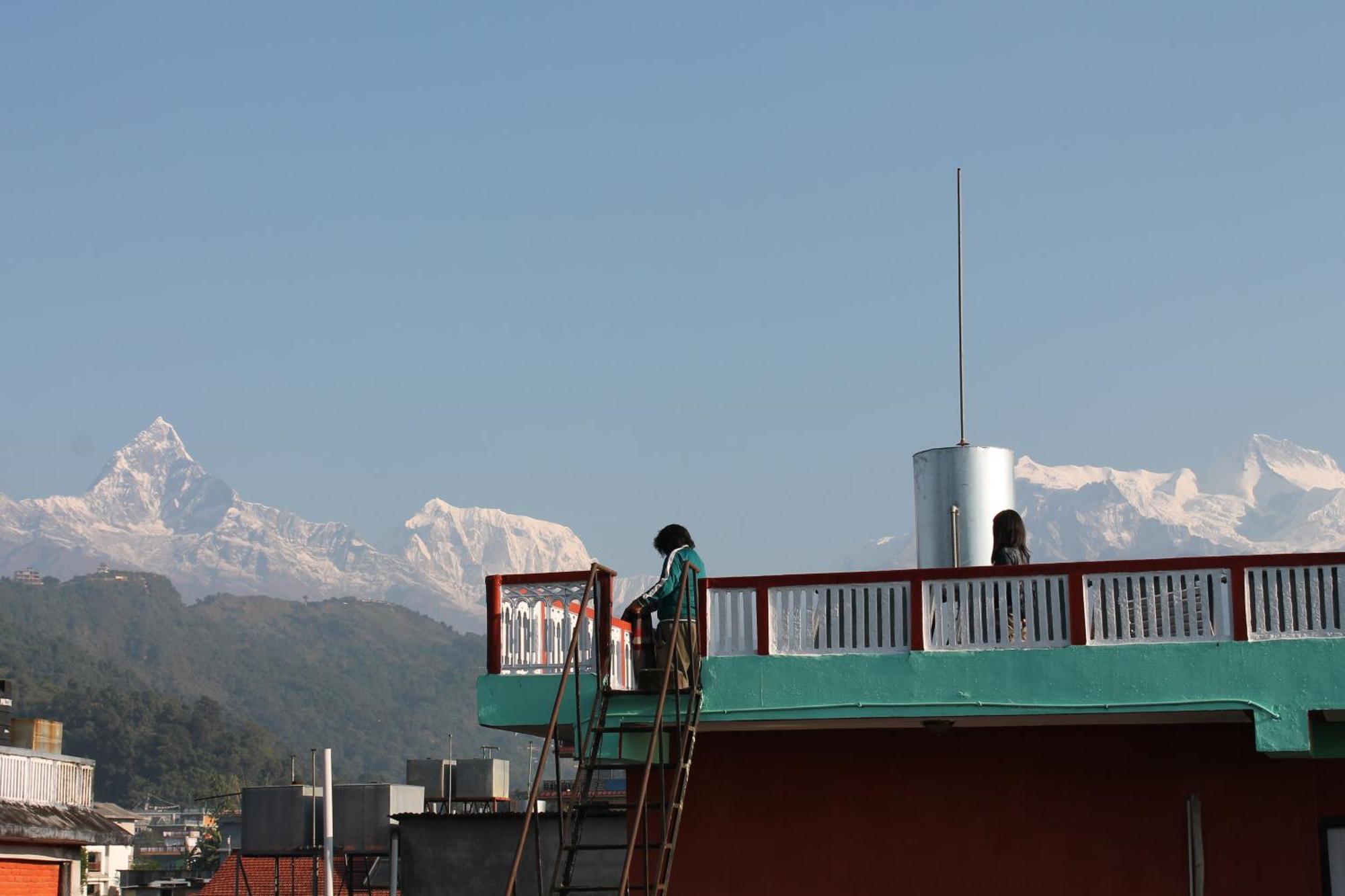 New Pokhara Lodge - Pokhara Lakeside Экстерьер фото