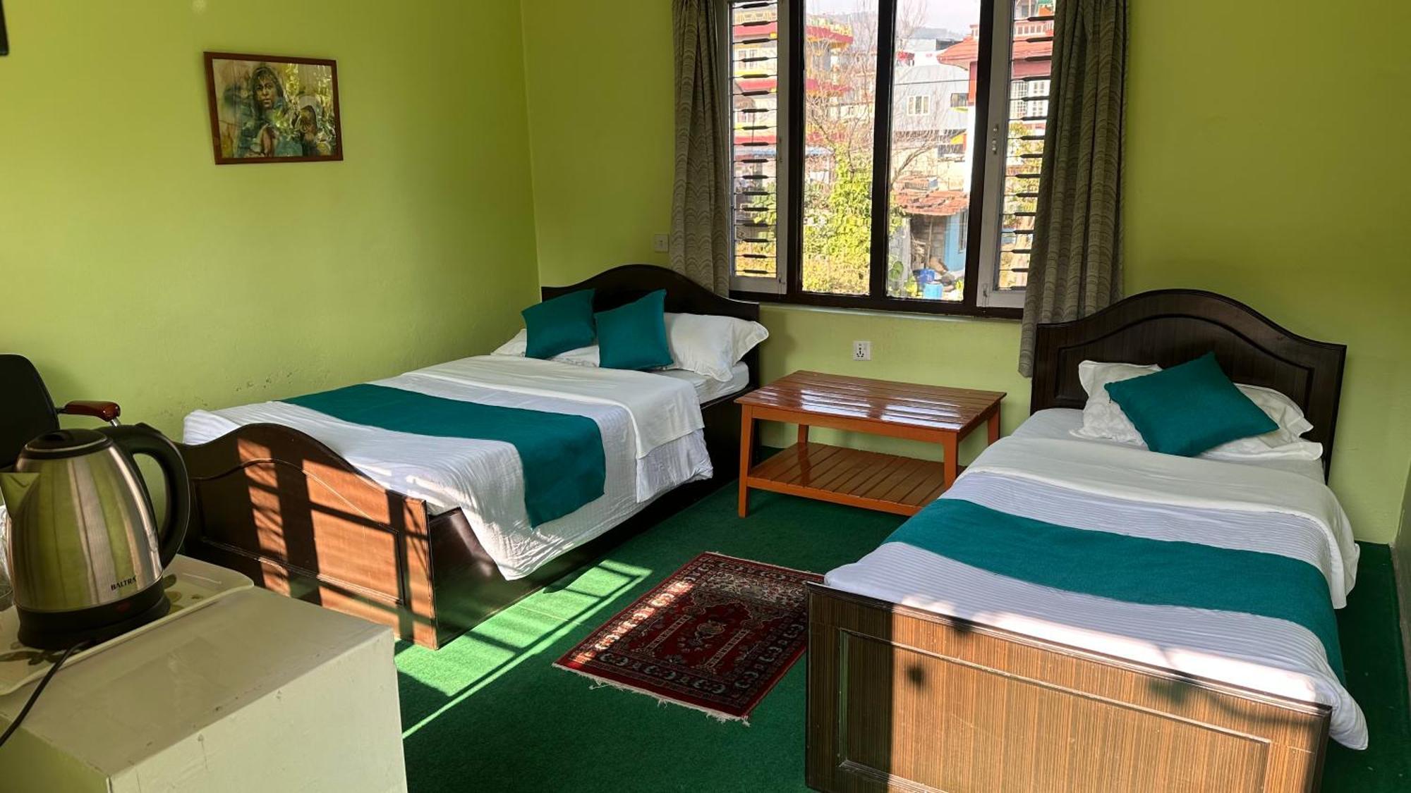 New Pokhara Lodge - Pokhara Lakeside Экстерьер фото